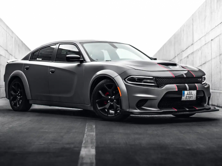 Superjízda v Dodge Charger: od 15 minut až na celý den