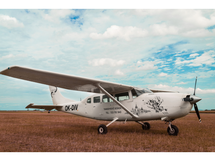 Vyhlídkový let letadlem Cessna 207 nad Brnem