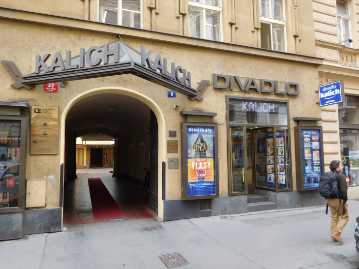 Představení v divadle Kalich