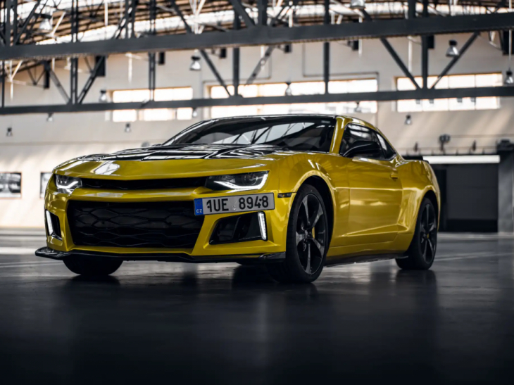 Spolujízda i řízení nebo pronájem na celý den v brutálním Chevroletu Camaro SS