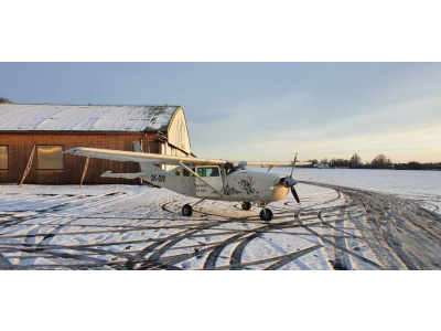 Vyhlídkový let letadlem Cessna 207 nad Macochou