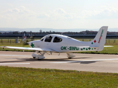 cirrus_sr20_1.jpg