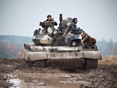 Řízení tréninkové verze bojového tanku VT-55
