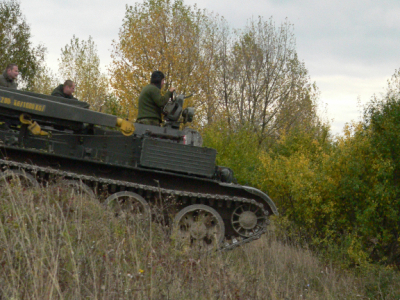 Řízení tréninkové verze bojového tanku VT-55