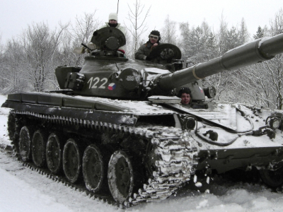Řízení tréninkové verze bojového tanku VT-55